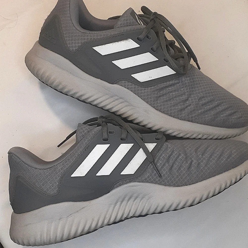 adidas gazelle silver green womens Adidas Hwa 1 Y3001 (ORIGINAL)  Lunda Bazar Online